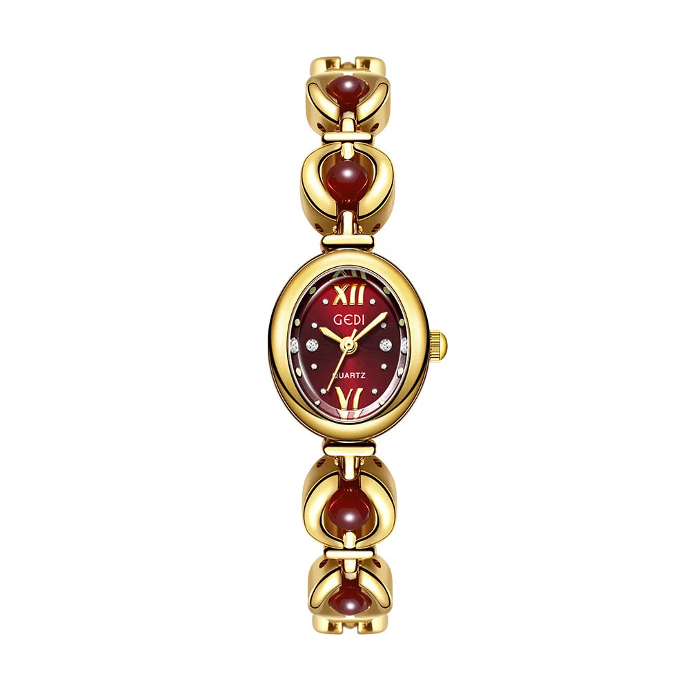Minimalist Gold Women’s Bracelet Watch – 2025 Collection