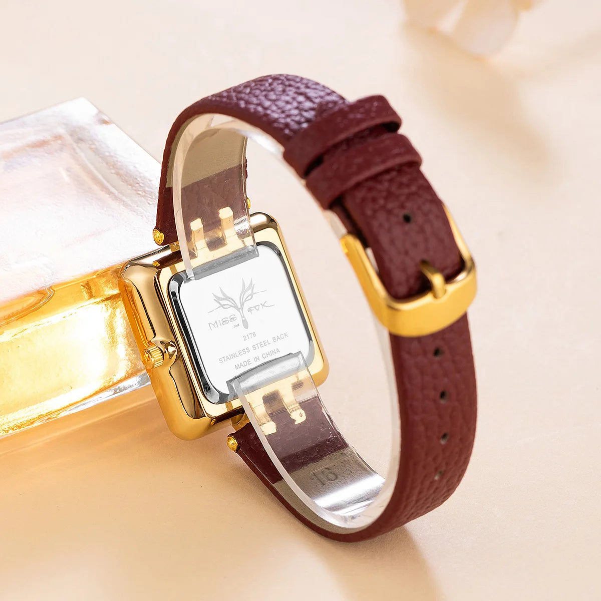 UTHAI Square Leather Watch – 2025 Collection