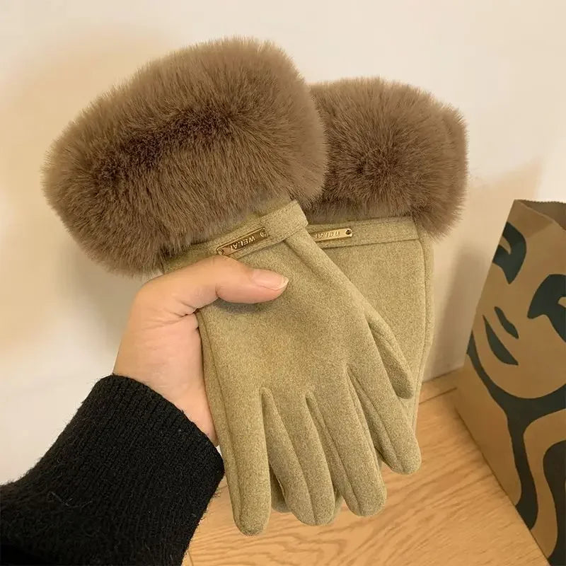 Velvet Touch Screen Winter Gloves – Winter 2025