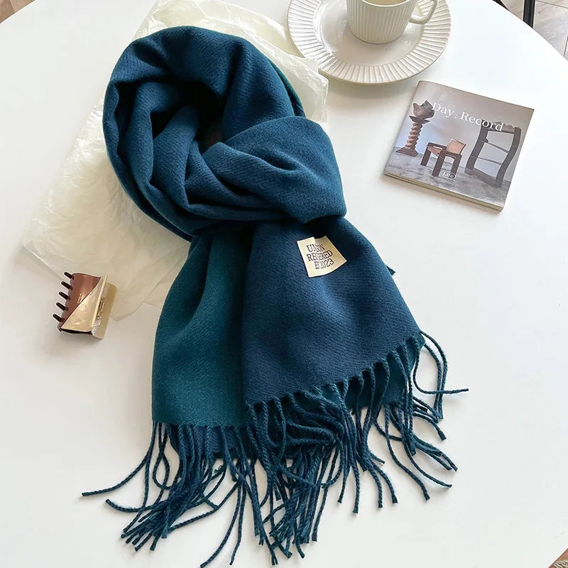 Double-Sided Faux Cashmere Winter Scarf – Winter 2025