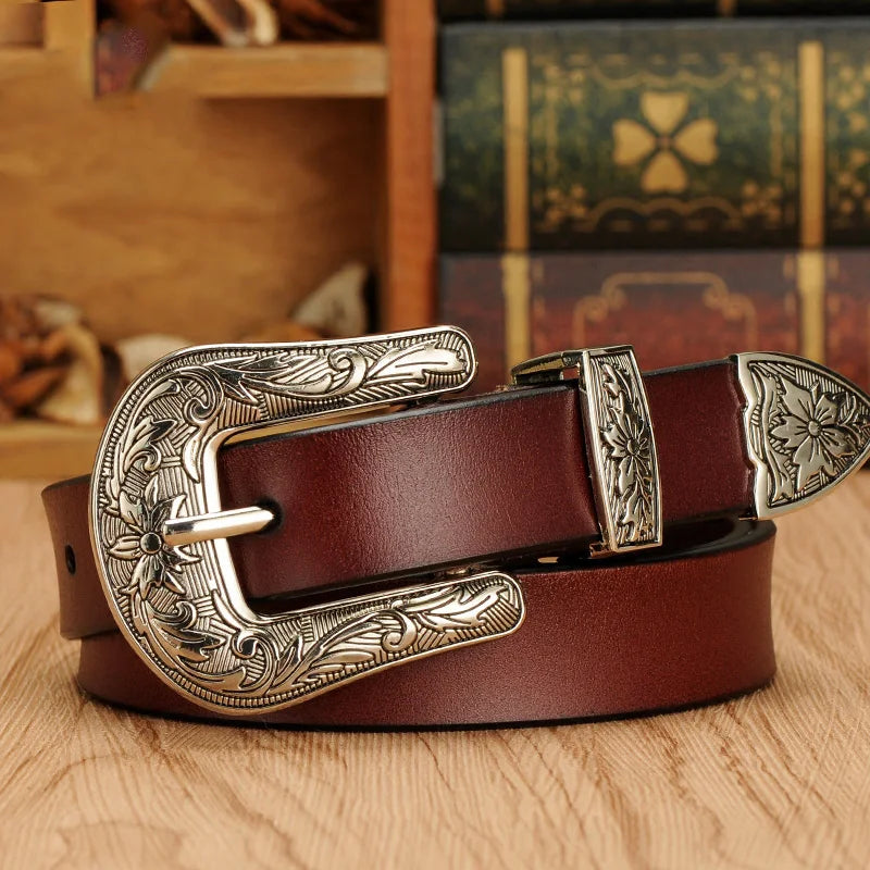 Vintage Leather Belt with Retro Buckle – 2025 Collection