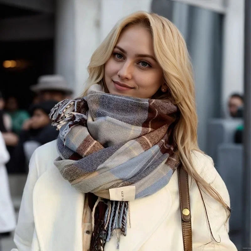 Cozy Checkered Winter Scarf – Winter 2025