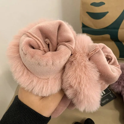 Velvet Touch Screen Winter Gloves – Winter 2025