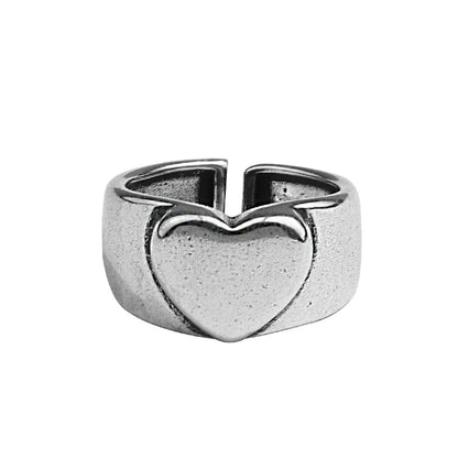 Lila Heart Ring