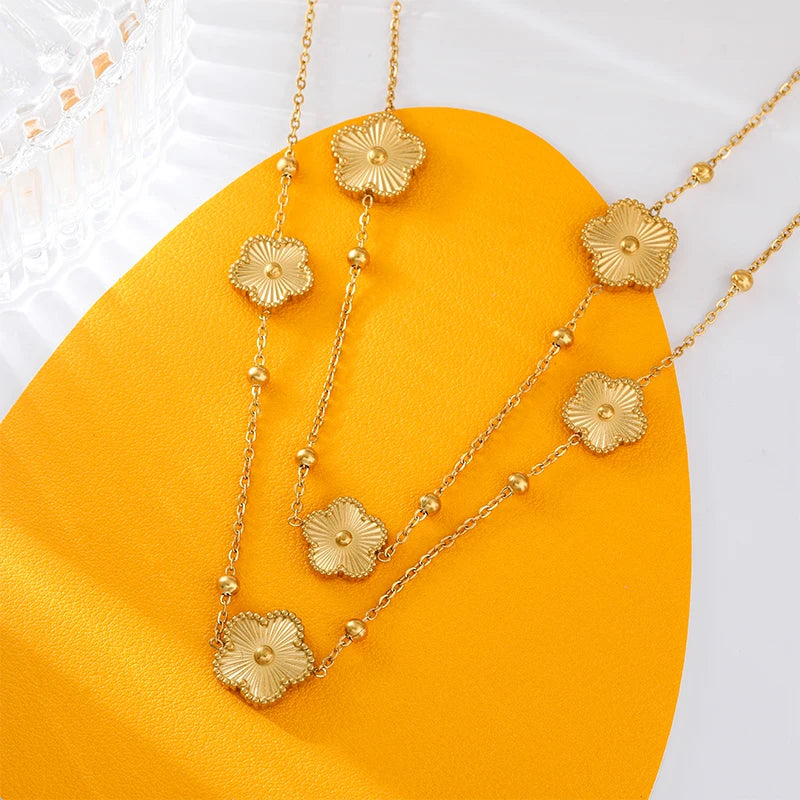 Gold Flower Clover Necklace