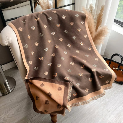 Luxury Bees Jacquard Winter Scarf – Winter 2025
